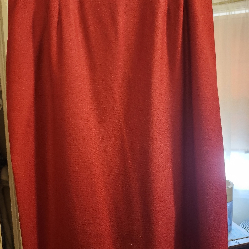 Suit - Picture 4 of 4